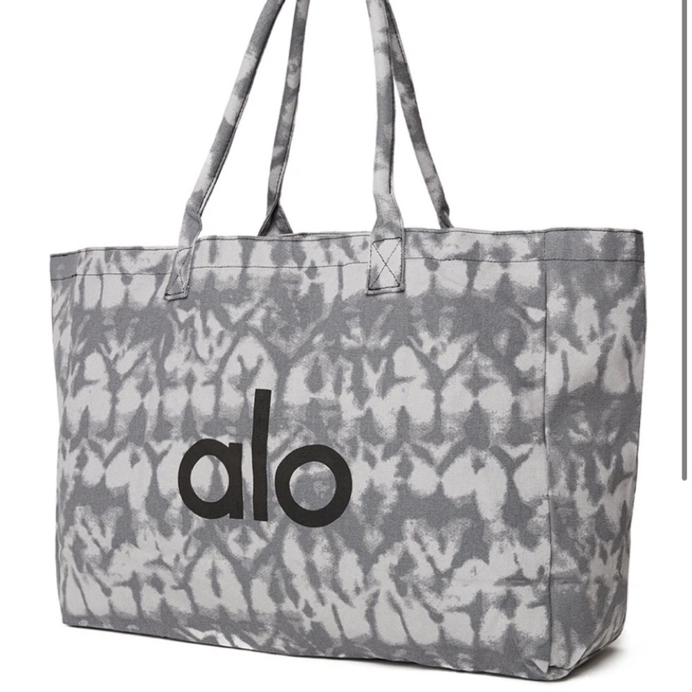 Alo yoga tote bag